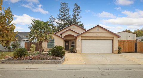 887 Mctucker Drive Galt CA 95632
