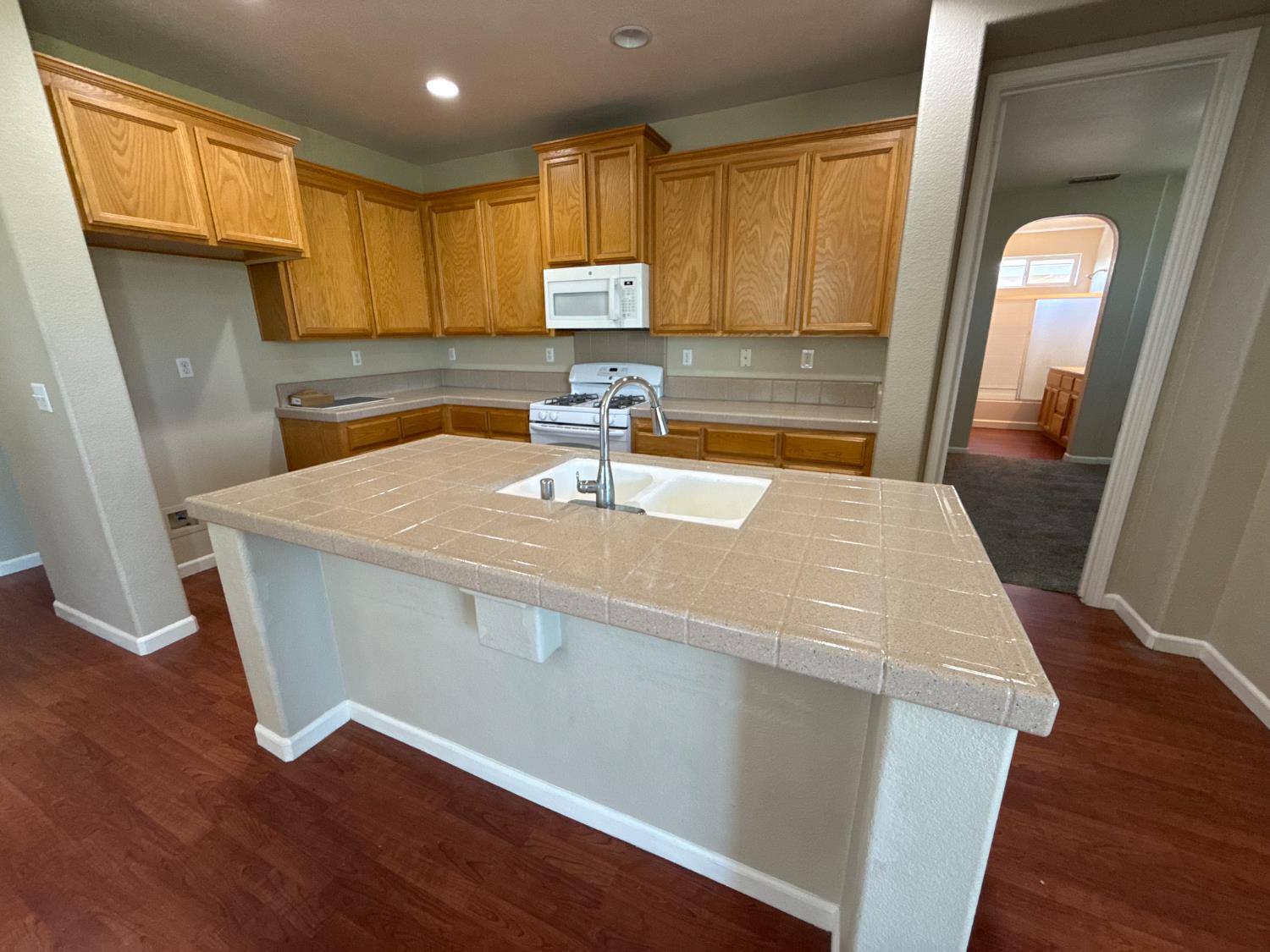 2475 Independence Trail
