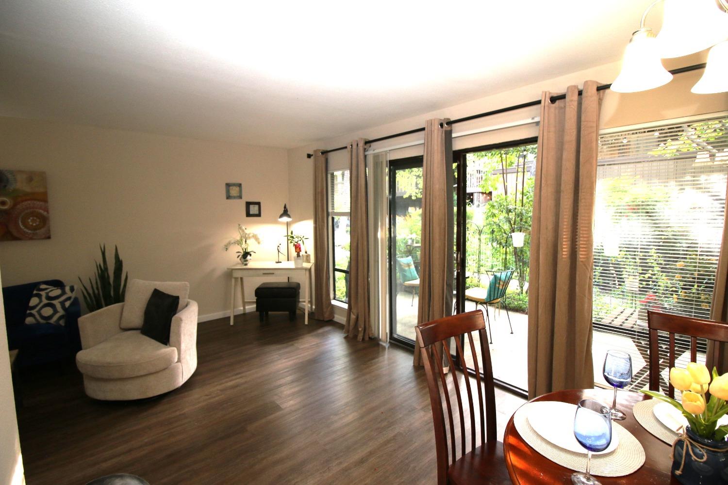2442 Larkspur Lane 305