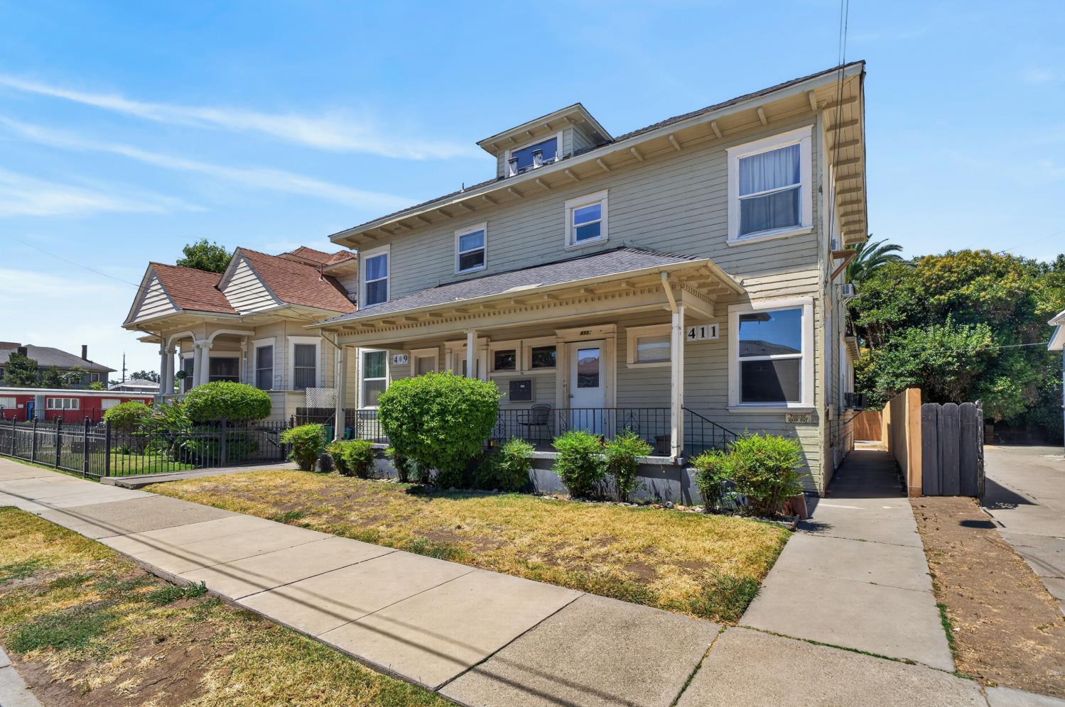 409 E Rose Street