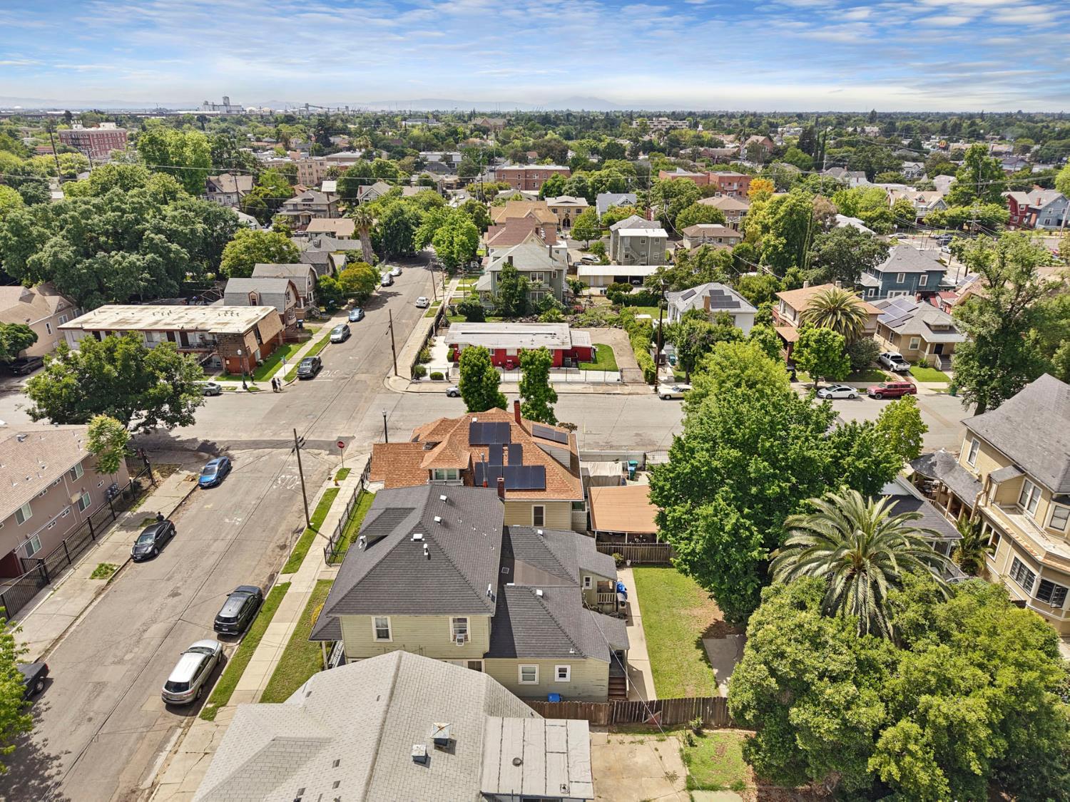 409 E Rose Street