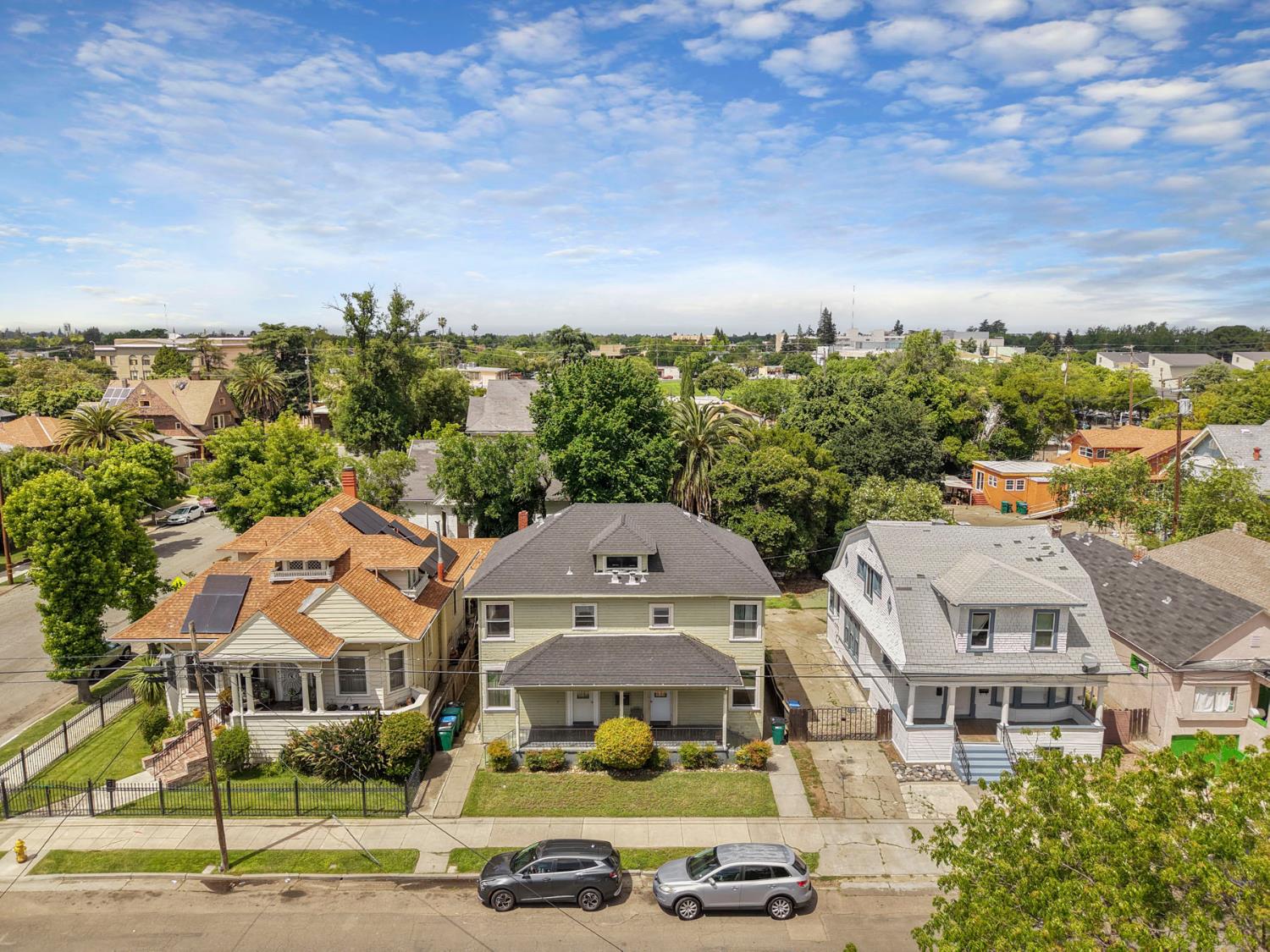 409 E Rose Street