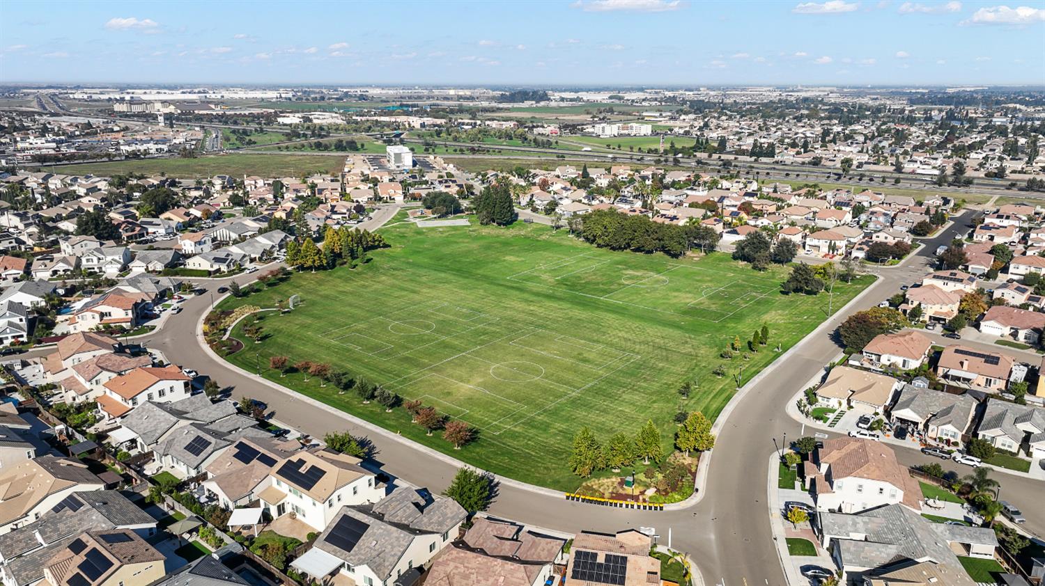 1676 Red Ribbons Lane