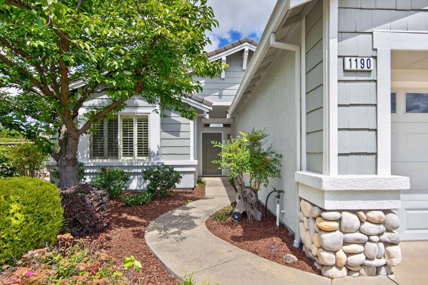 1190 Sun Trail Lane