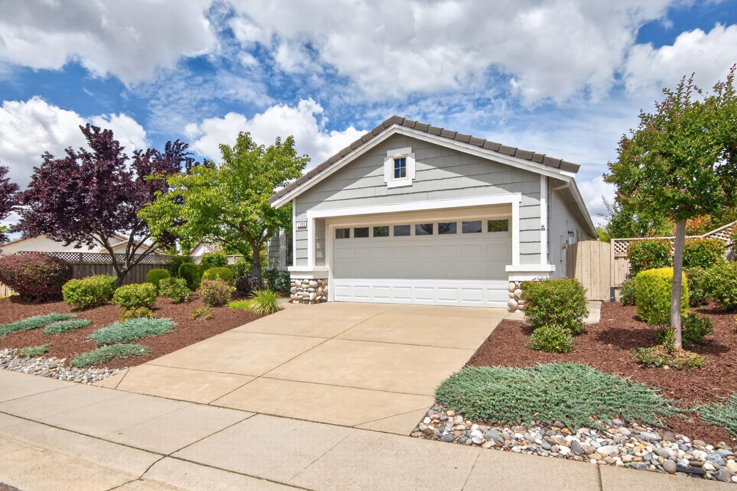1190 Sun Trail Lane