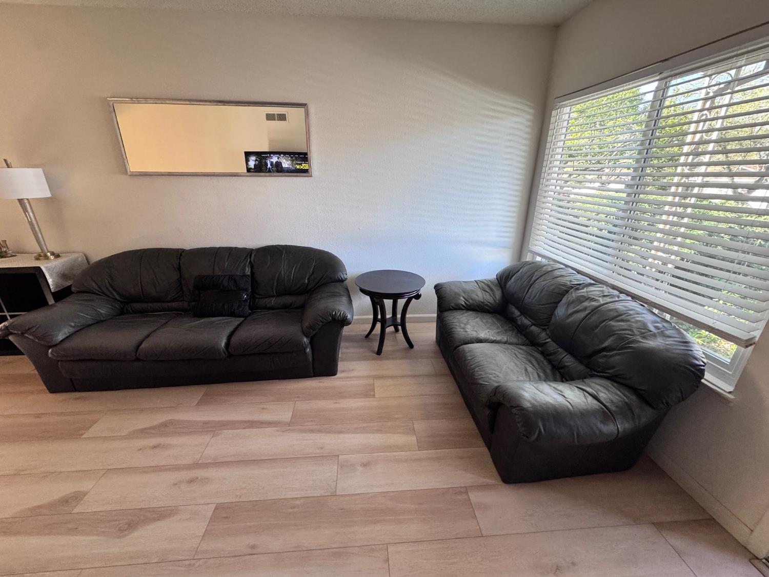 3962 Queenston Court