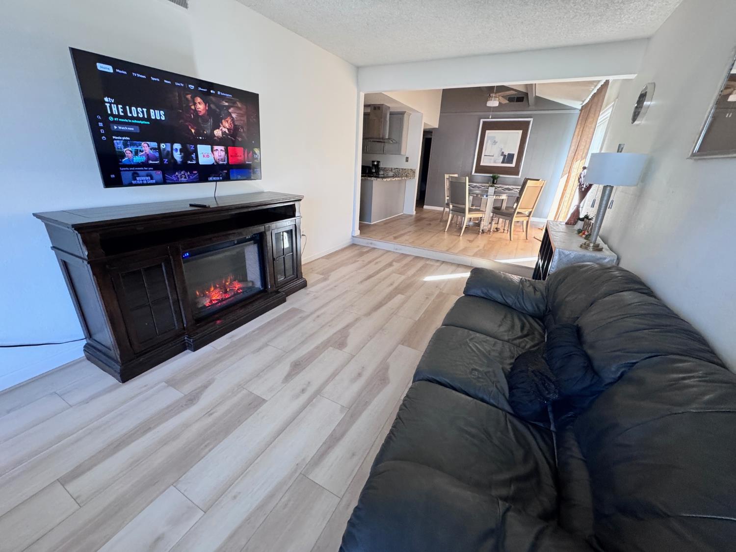 3962 Queenston Court