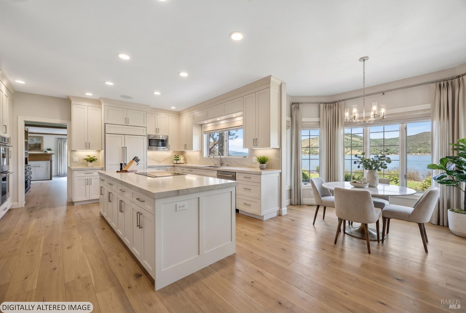 8266 Peninsula Drive