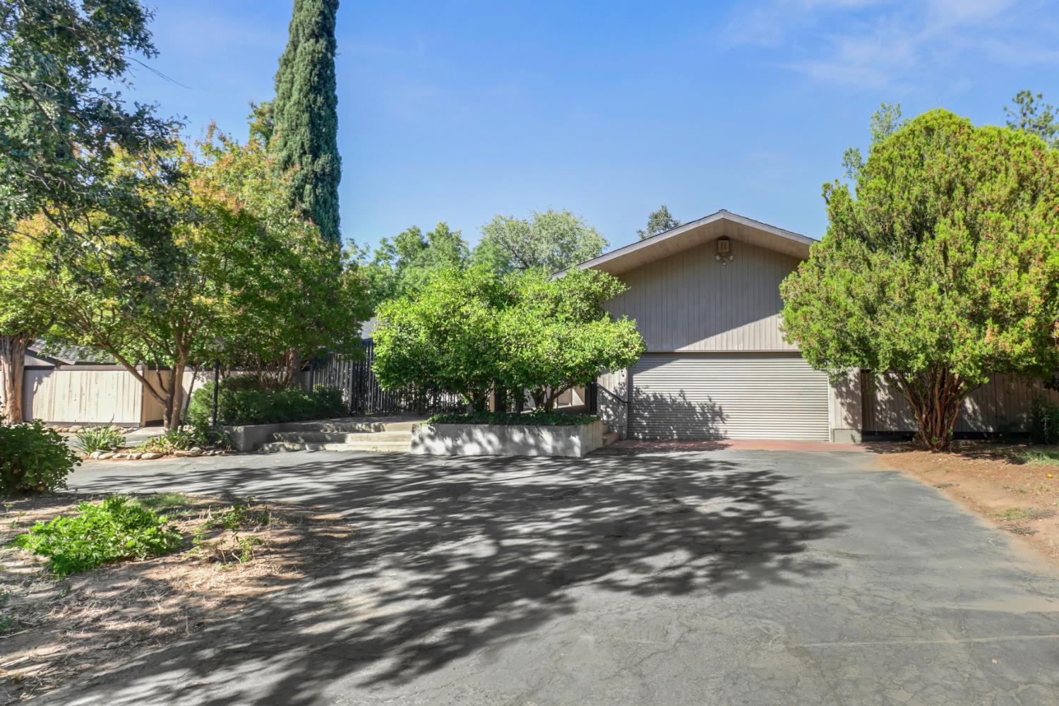 3255 Barberry Lane