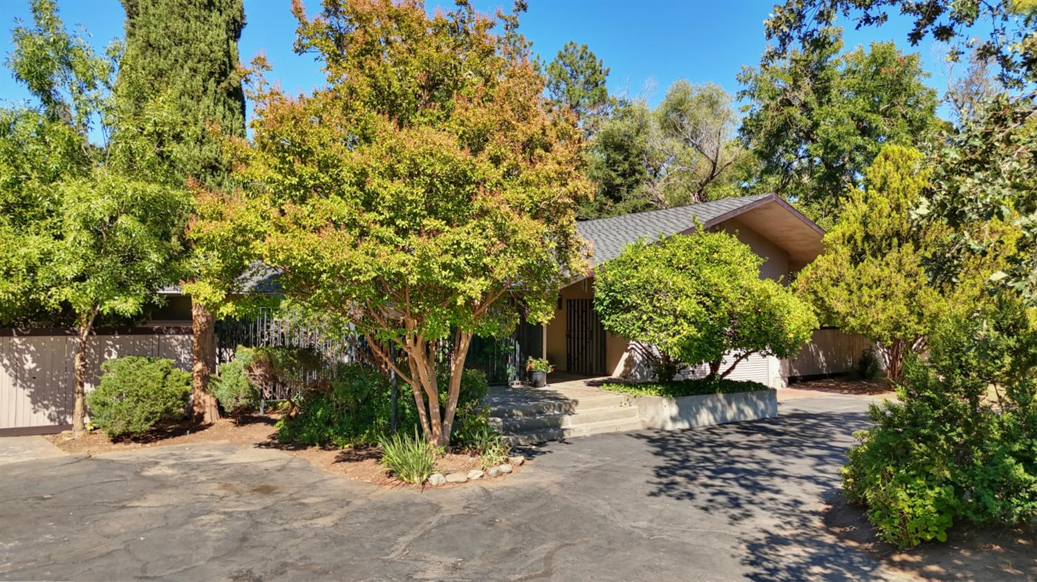 3255 Barberry Lane