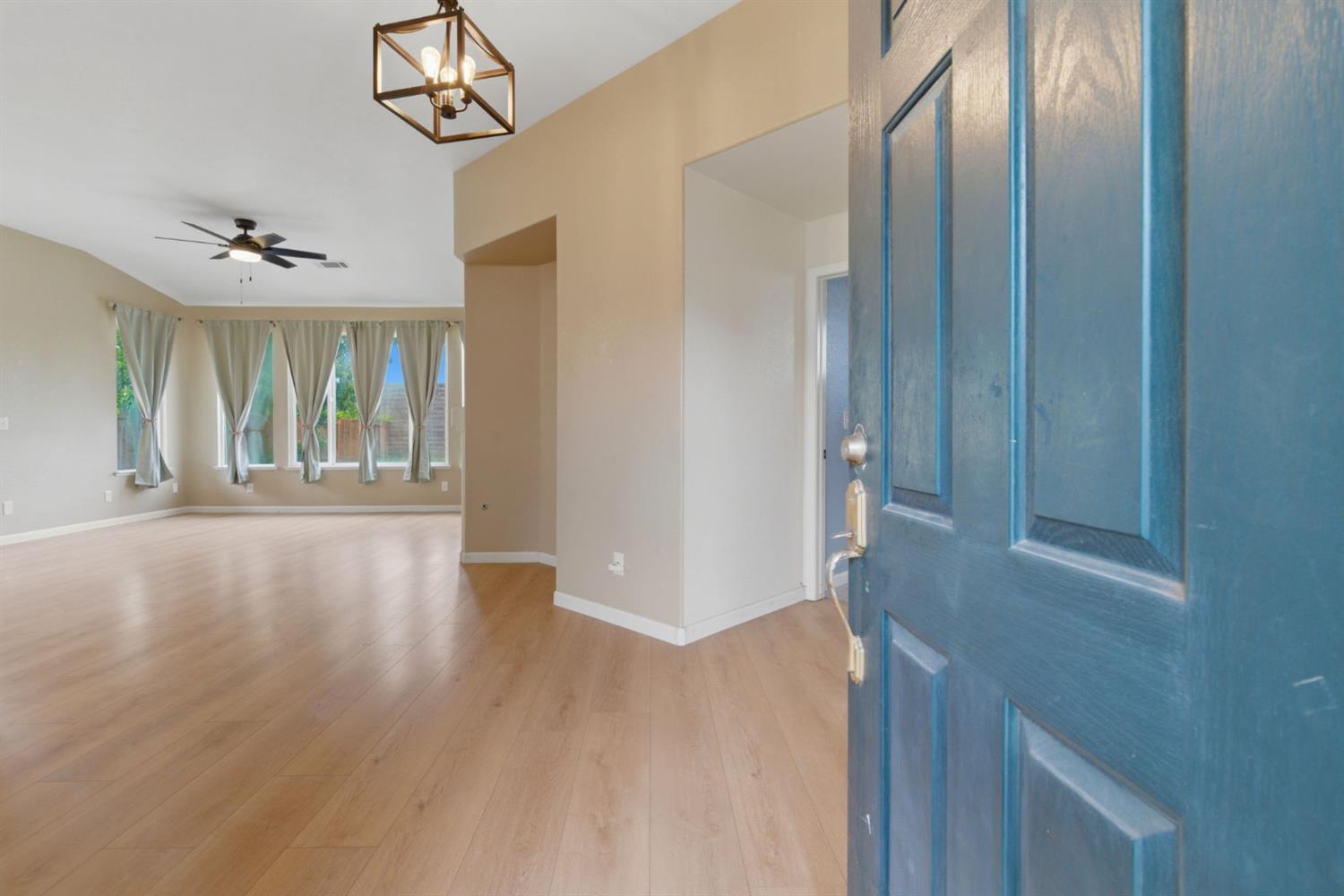1014 Foxfire Drive