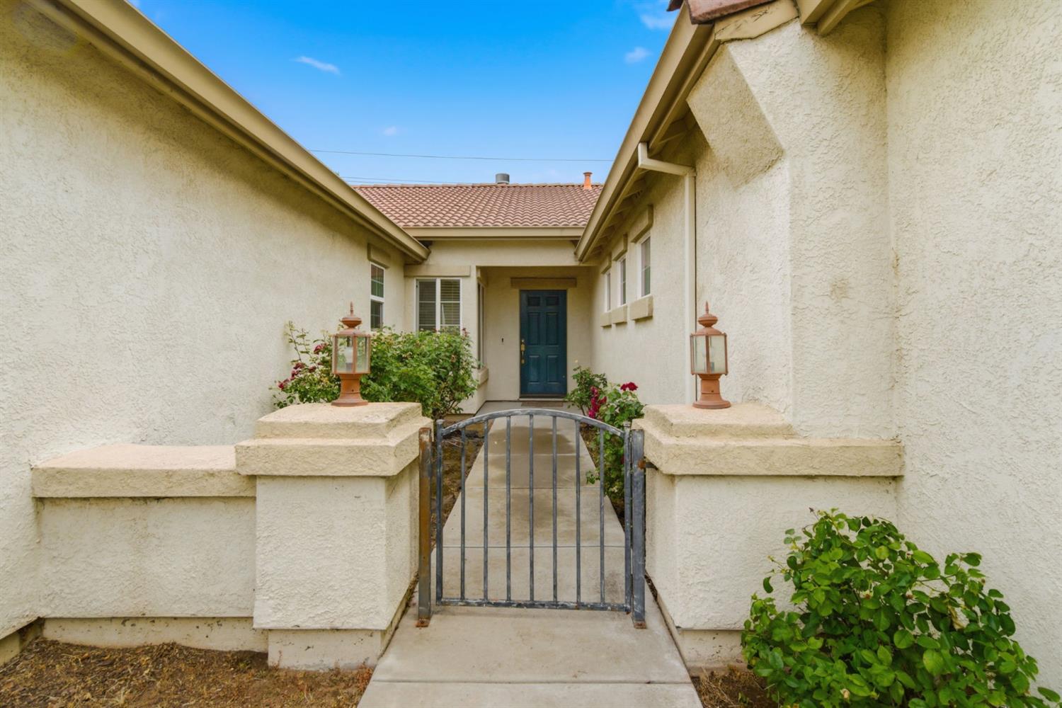 1014 Foxfire Drive