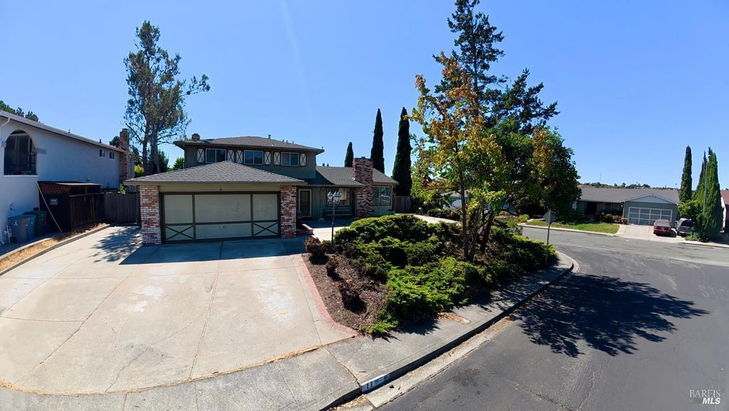 Photo of 11 Dover Court, Vallejo, CA 94591 (MLS # 326021605)