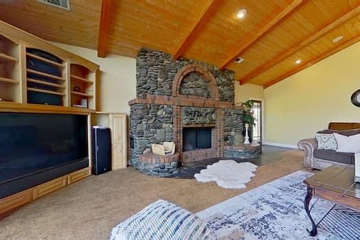 14651 Highway 124
