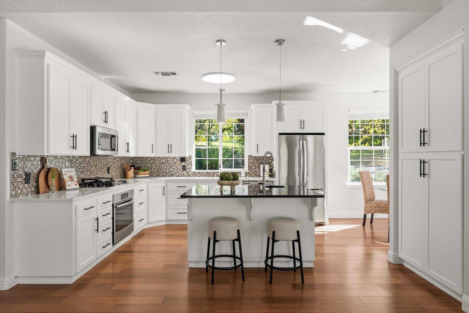 8347 Twin Rocks Road