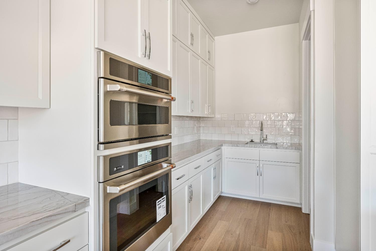 3026 Blackpoint Court