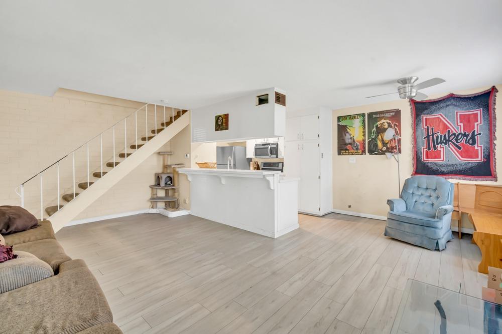 10803 Coloma Road 2