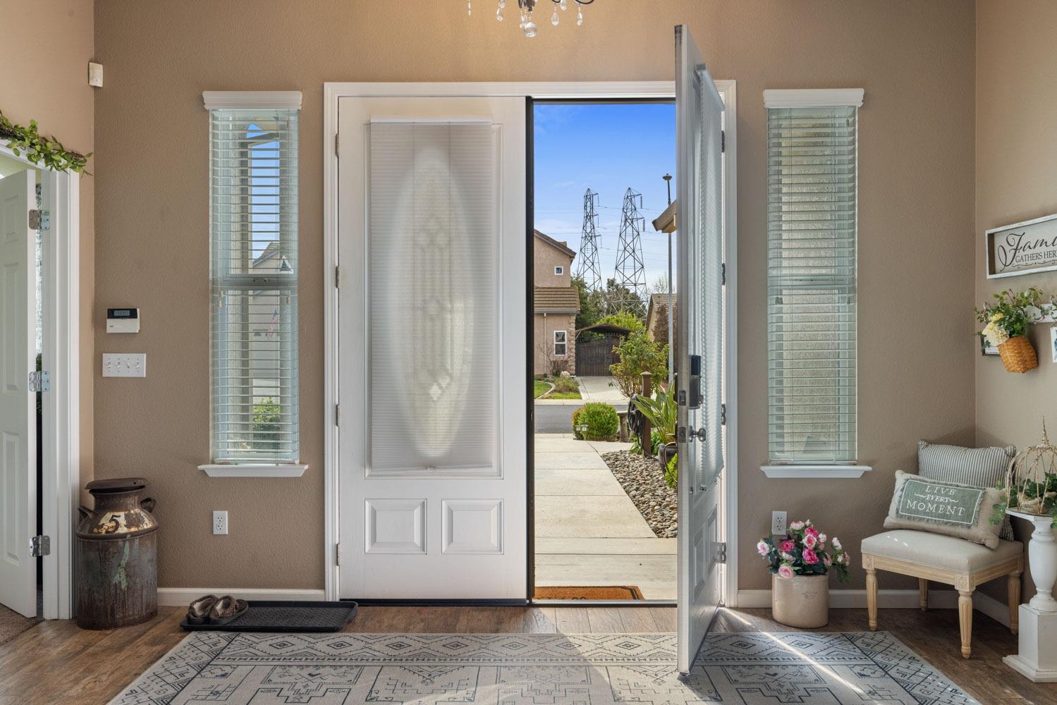 1527 Deerpark Drive