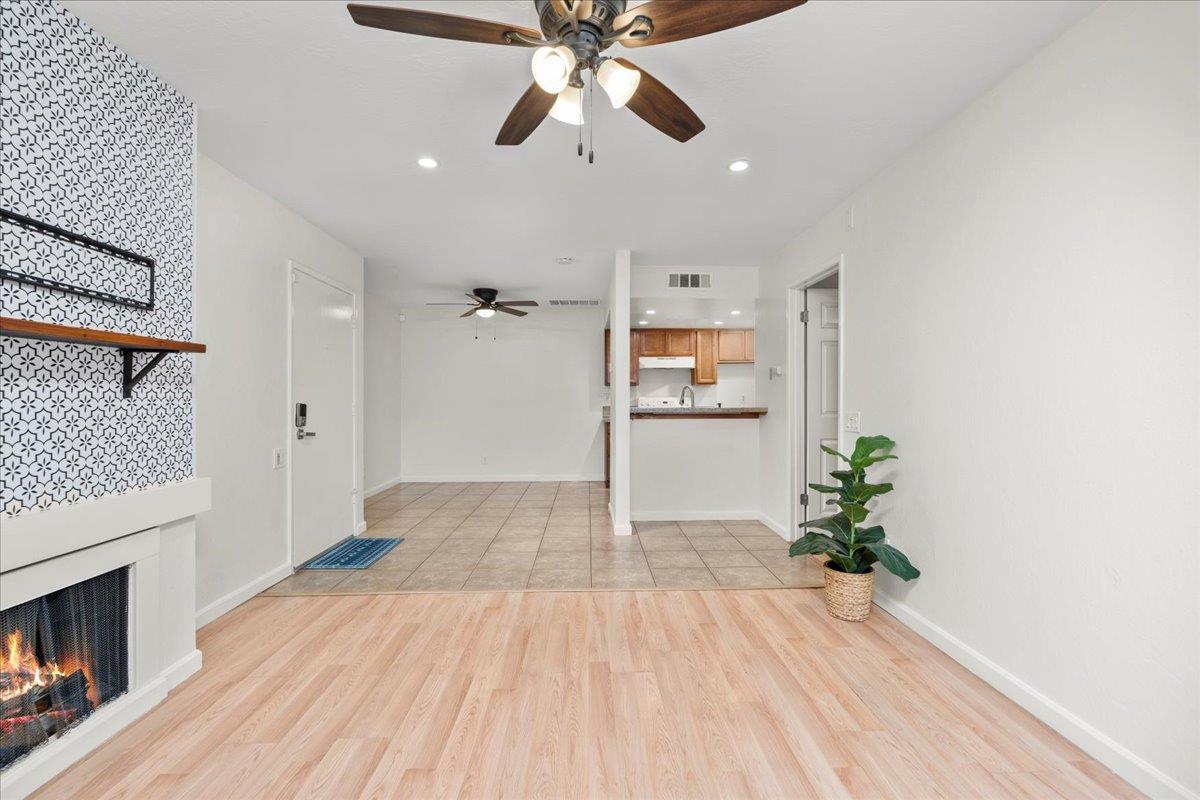 903 Fulton Avenue 407