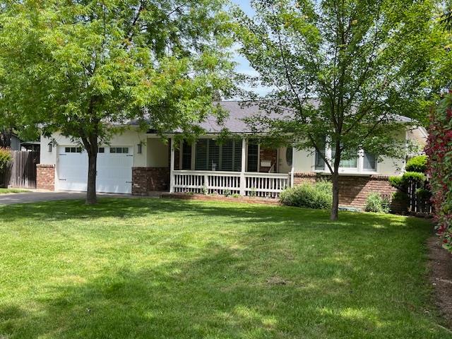 1608 La Sierra