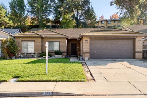 2628 Briarcliff Drive Riverbank CA 95367