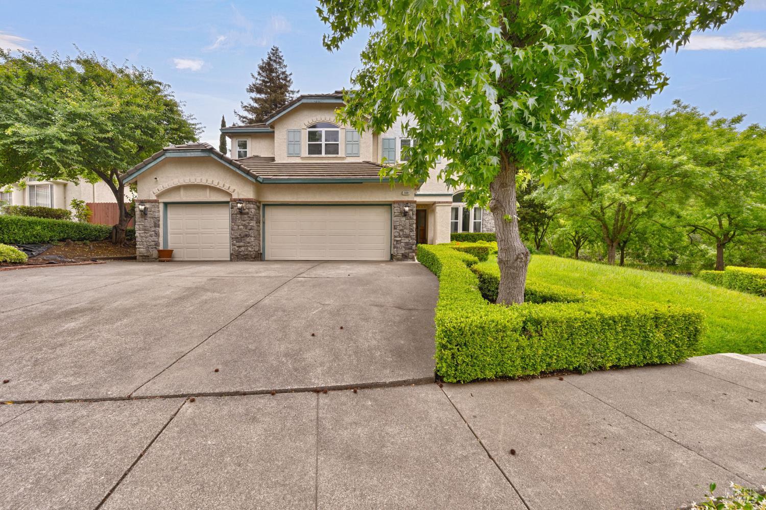3500 Crownridge Drive