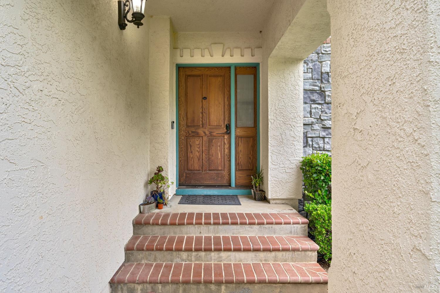 3500 Crownridge Drive