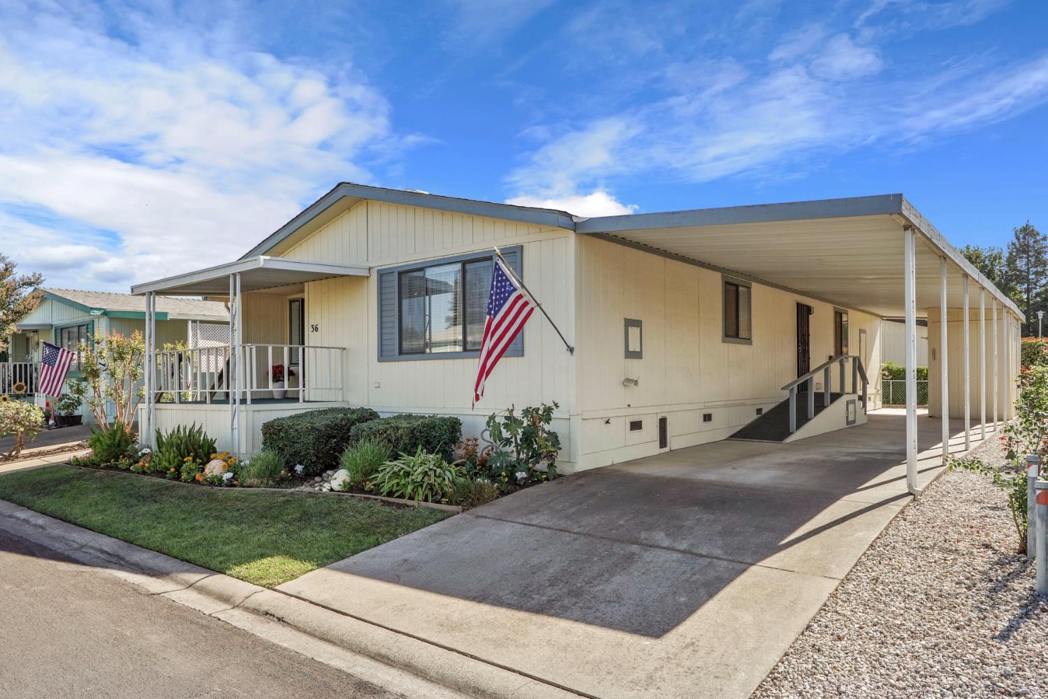700 2nd Street 36