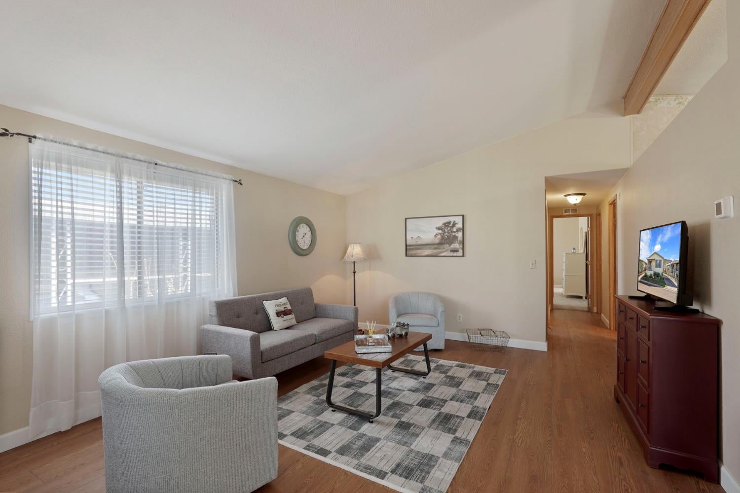 700 2nd Street 36