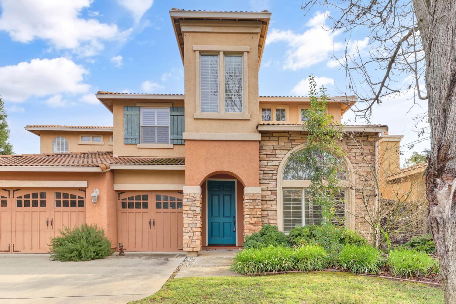 937 Sierra Park Lane