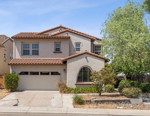 1175 Miel Street Manteca CA 95337