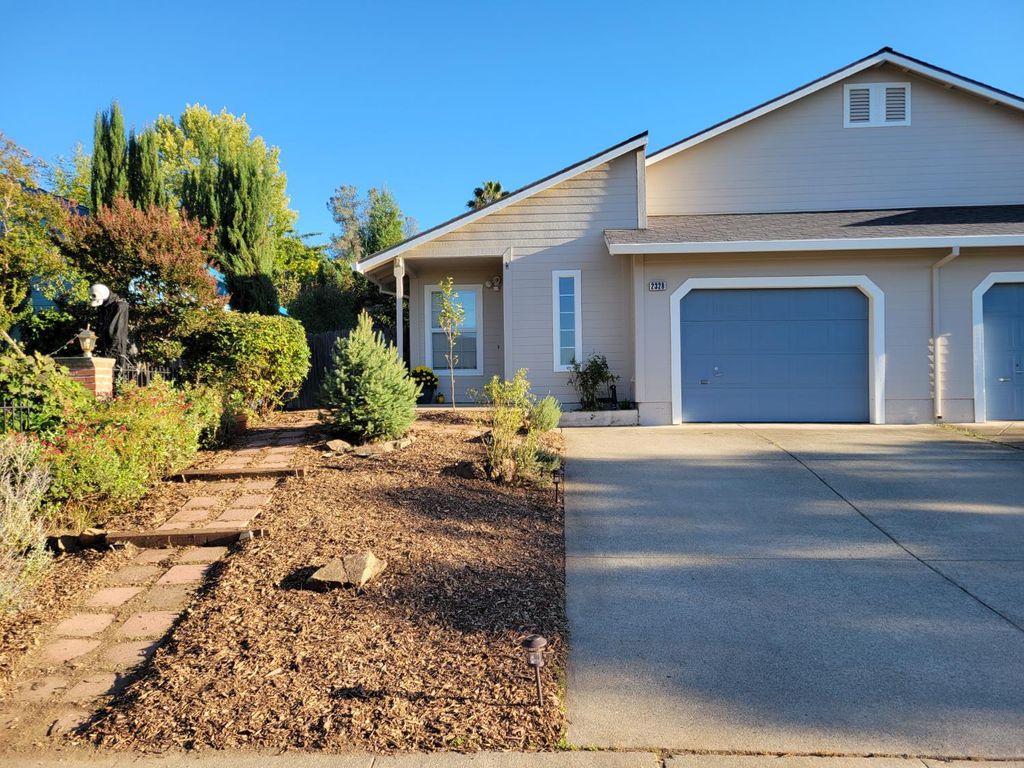 Photo of 2328 Pintail Lane, Placerville, CA 95667 (MLS # 225111669)