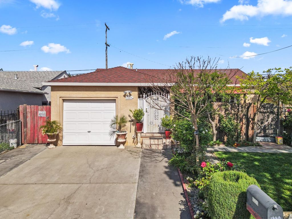 Photo of 1553 E 7th Street, Stockton, CA 95206 (MLS # 226032997)