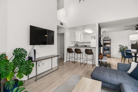 1019 Dornajo #214 Way 214 Sacramento CA 95825