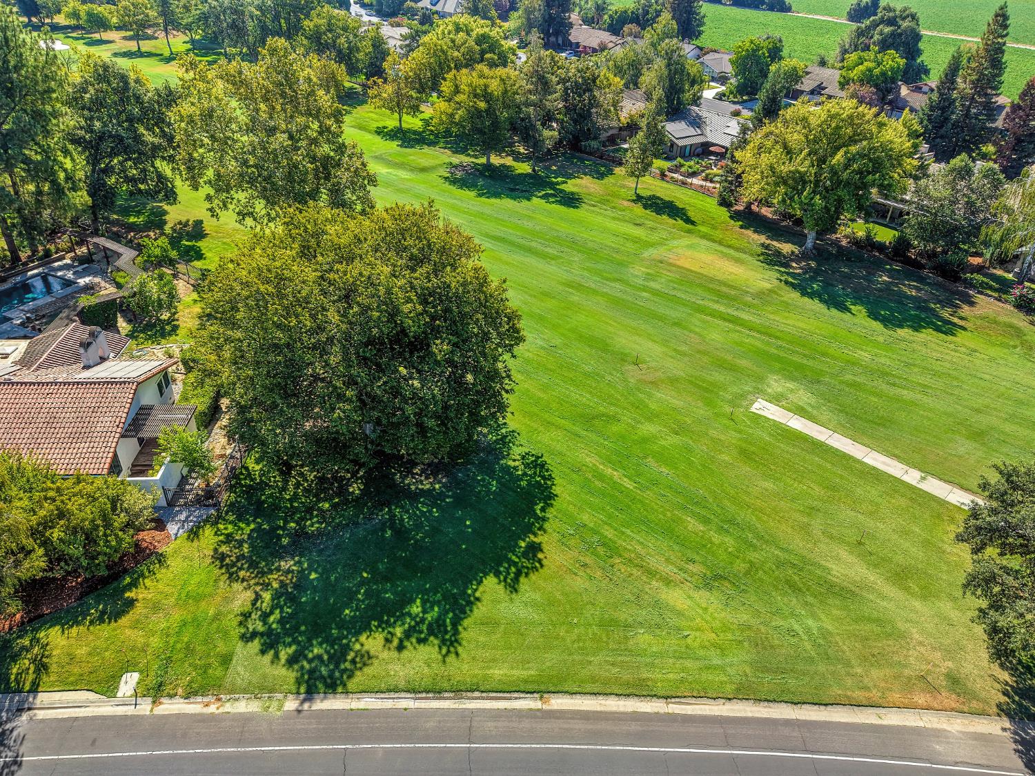 1 Clubhouse Drive