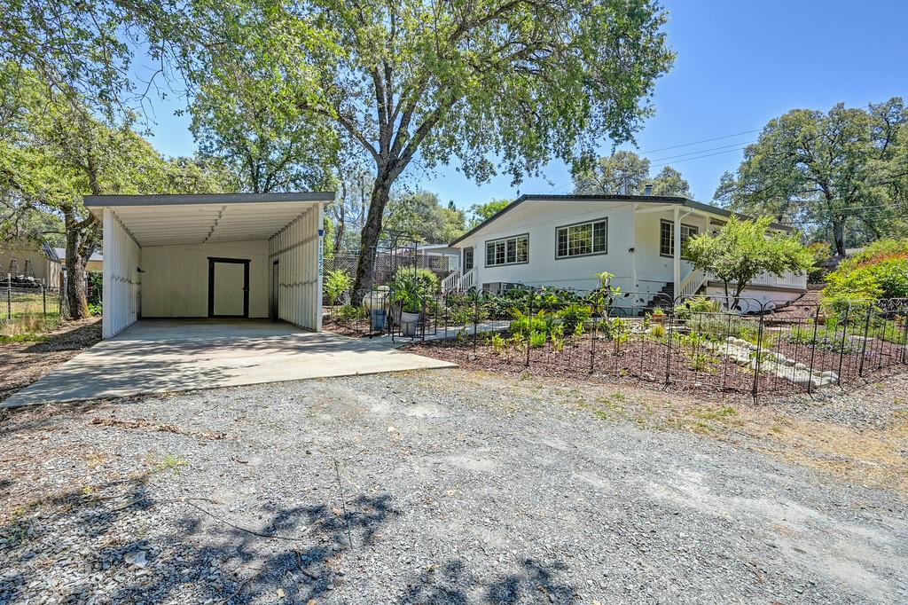 11375 Dry Creek Road