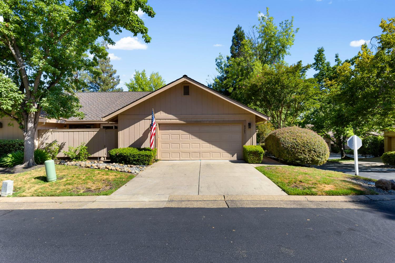 8205 Lash Larue Lane
