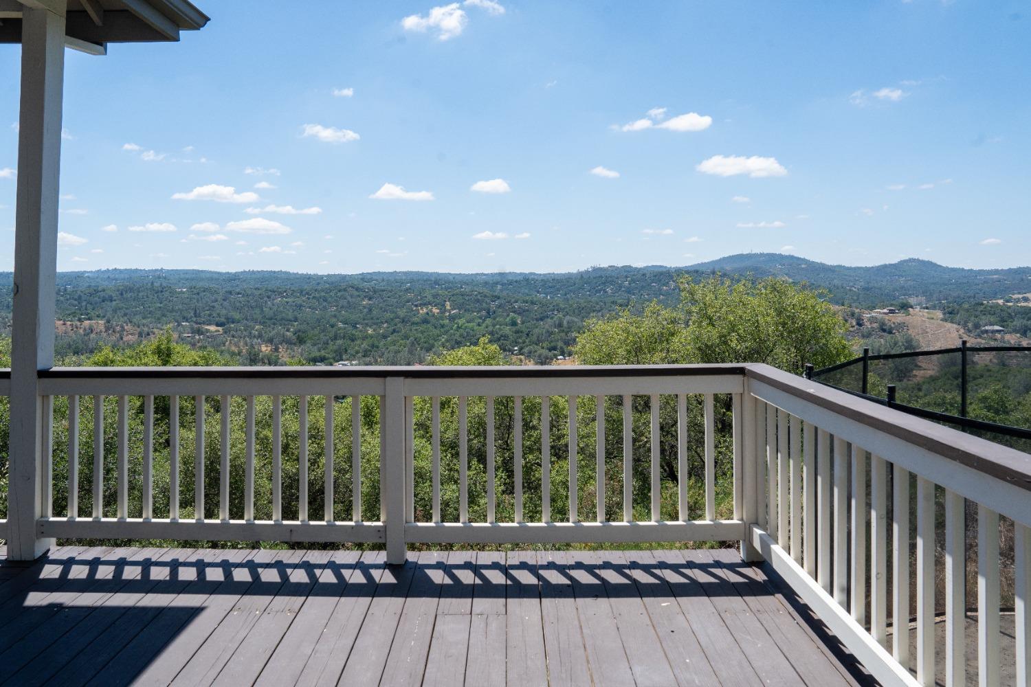 Placerville, California 95667, United States, 3 Bedrooms Bedrooms, ,3 BathroomsBathrooms,Residential,Pending,28598