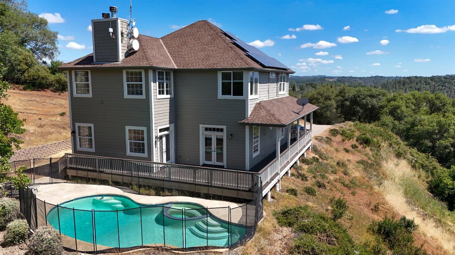 Placerville, California 95667, United States, 3 Bedrooms Bedrooms, ,3 BathroomsBathrooms,Residential,Pending,28598