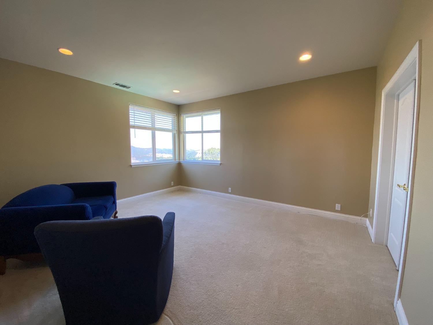 Placerville, California 95667, United States, 3 Bedrooms Bedrooms, ,3 BathroomsBathrooms,Residential,Pending,28598