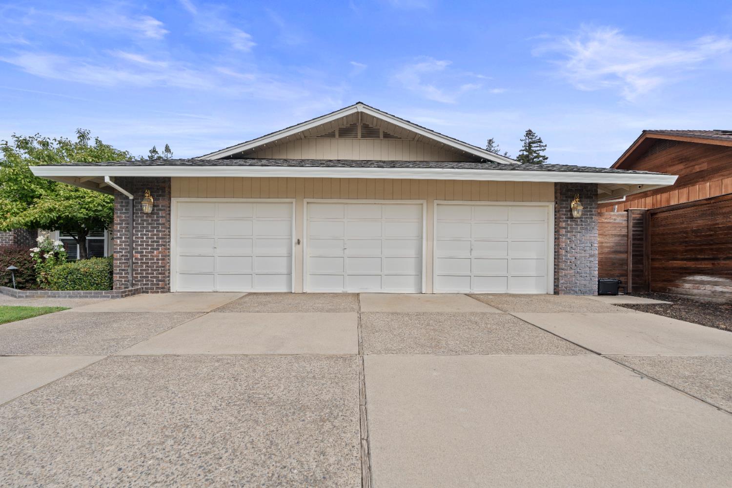 2219 Candlewood Place