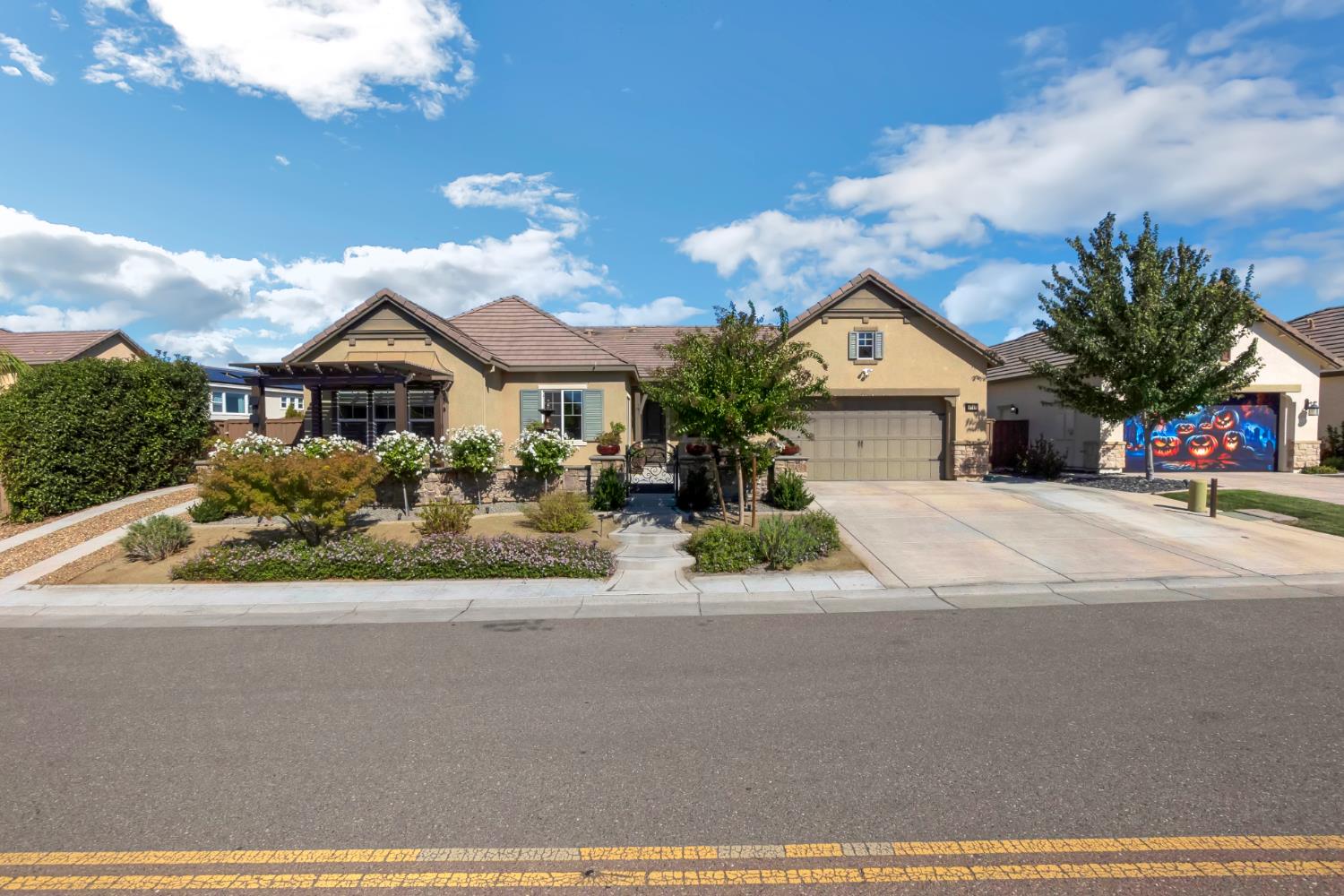 9717 Sword Dancer Drive