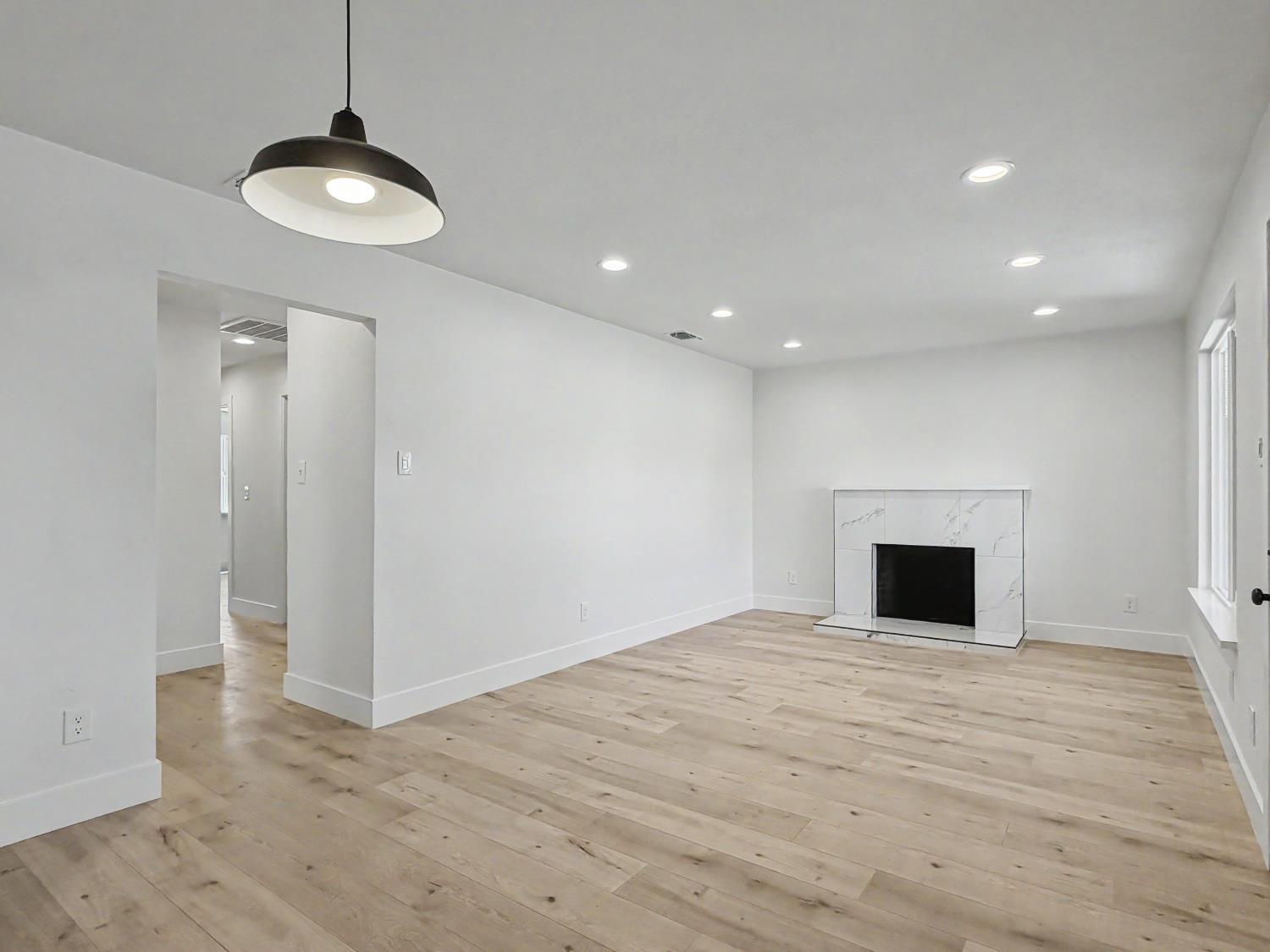 3918 Wildrose Way