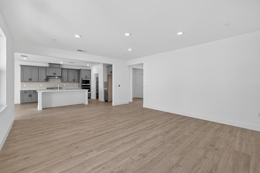 10296 Golden Sunray Drive