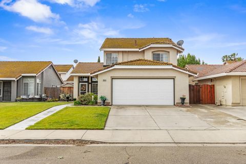 34 James Court, Tracy, CA 95376 - MLS#: 225061690