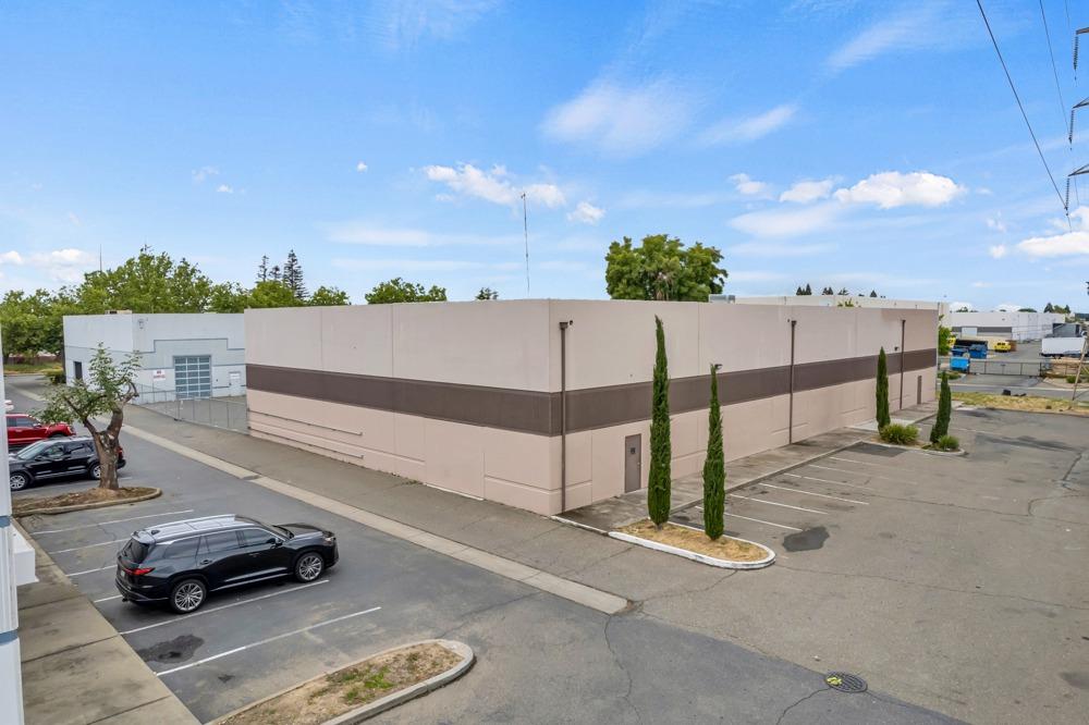 1820 Diesel Drive