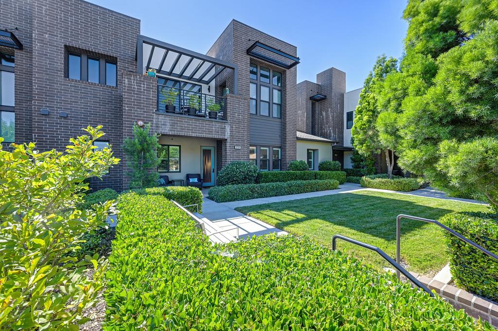 3231 Mckinley Village Way