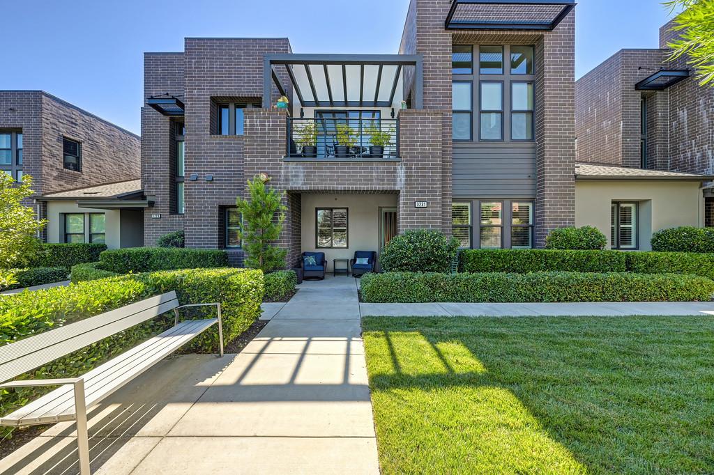 3231 Mckinley Village Way