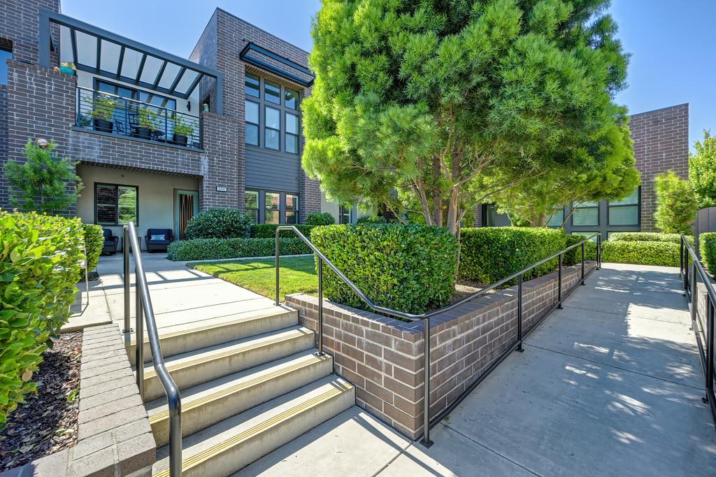 3231 Mckinley Village Way