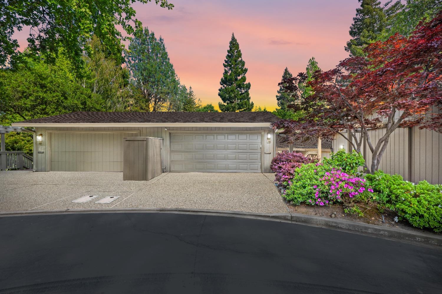 76 Riverknoll Place